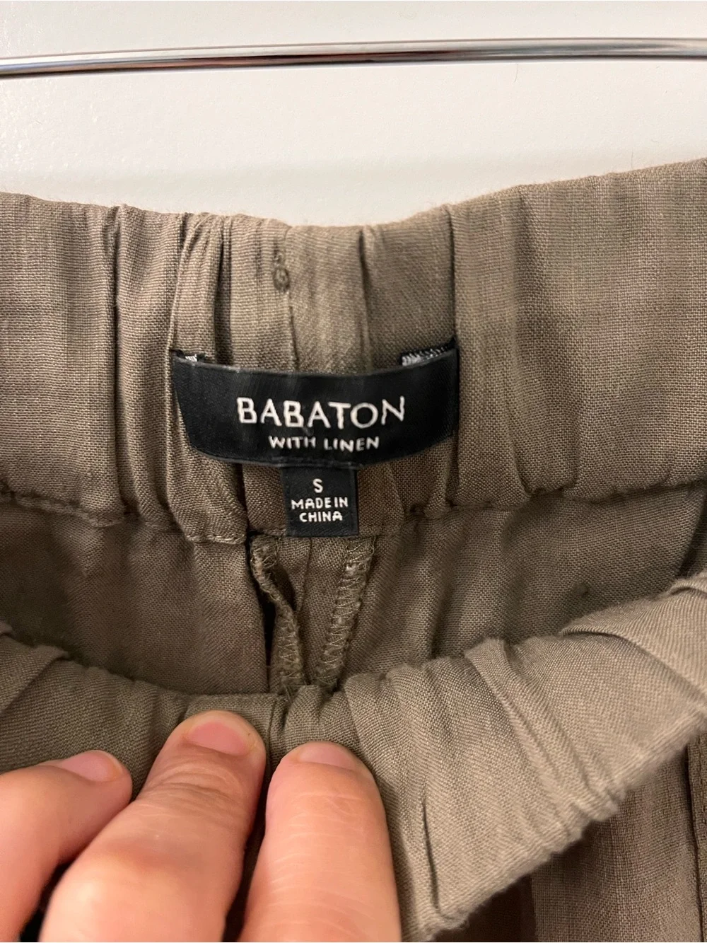Aritzia Babaton brand, Olive Linen blend Drawstring pants